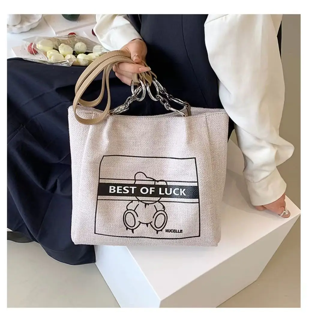 New Women's Bag Versatile and Niche Design Handbag College Student Shoulder Bag Fashion White Collar Work Bag