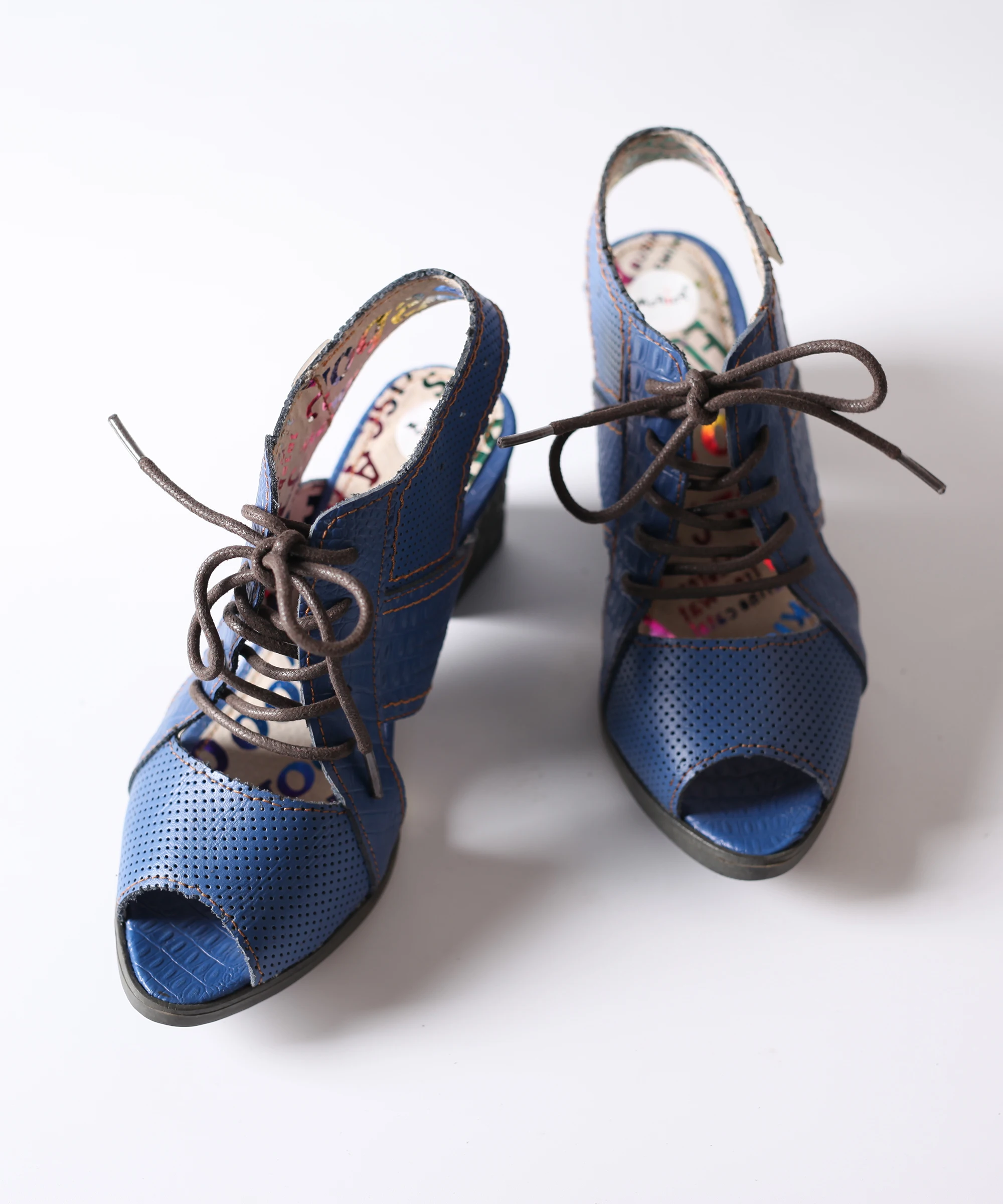 Летние женские минималистичные сандалии с открытой ногой и перекрестными