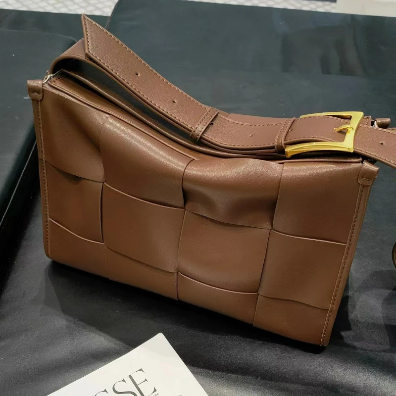 

New Woven Square Bag High Texture Luxury Design One Shoulder Diagonal Bag Genuine Leather Versatile Large Capacity Underarm Bag