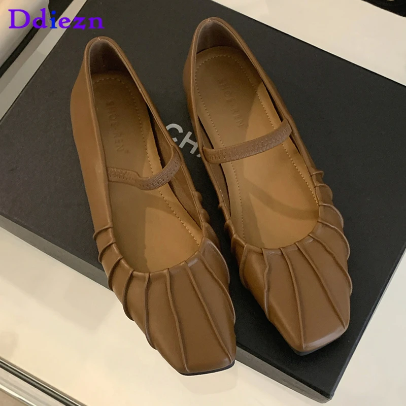 

Women Ballet Flats Ladies Shoes Rubber Sandals Flats Female Casual Outside Shallow Summer Slip-On Pleated 2023 Mary Janes