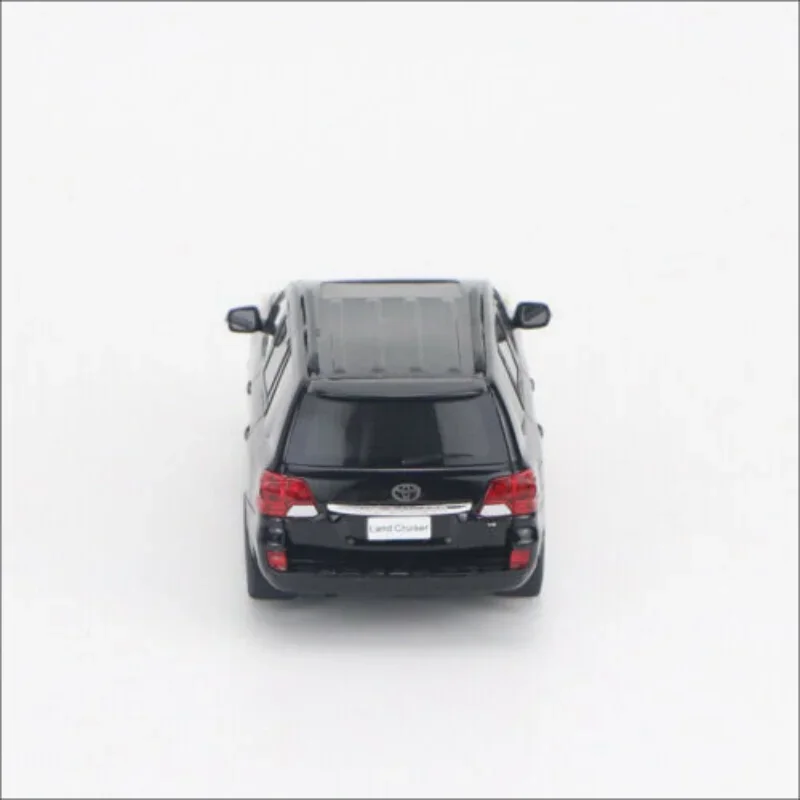 Модель автомобиля LAND CRUISER 200 SERIES WAGON 1/43 TOYOTA V8 из полимера для дисплея