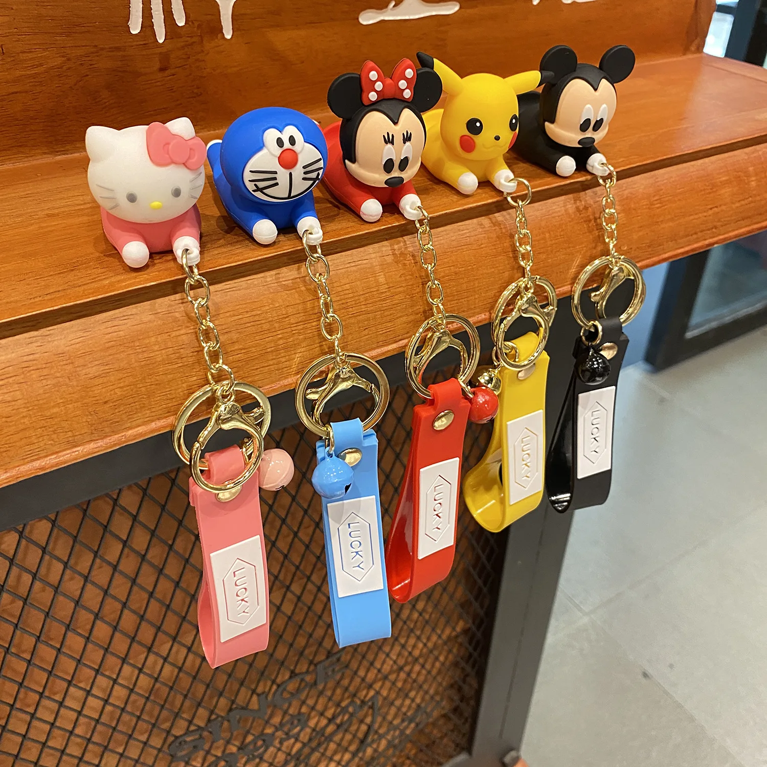 

Cartoon Animation PVC Figurine Mobile Phone Holder Mickey Little Creative Gifts Car Key Pokemon Pendant Lover's Bag Keychain