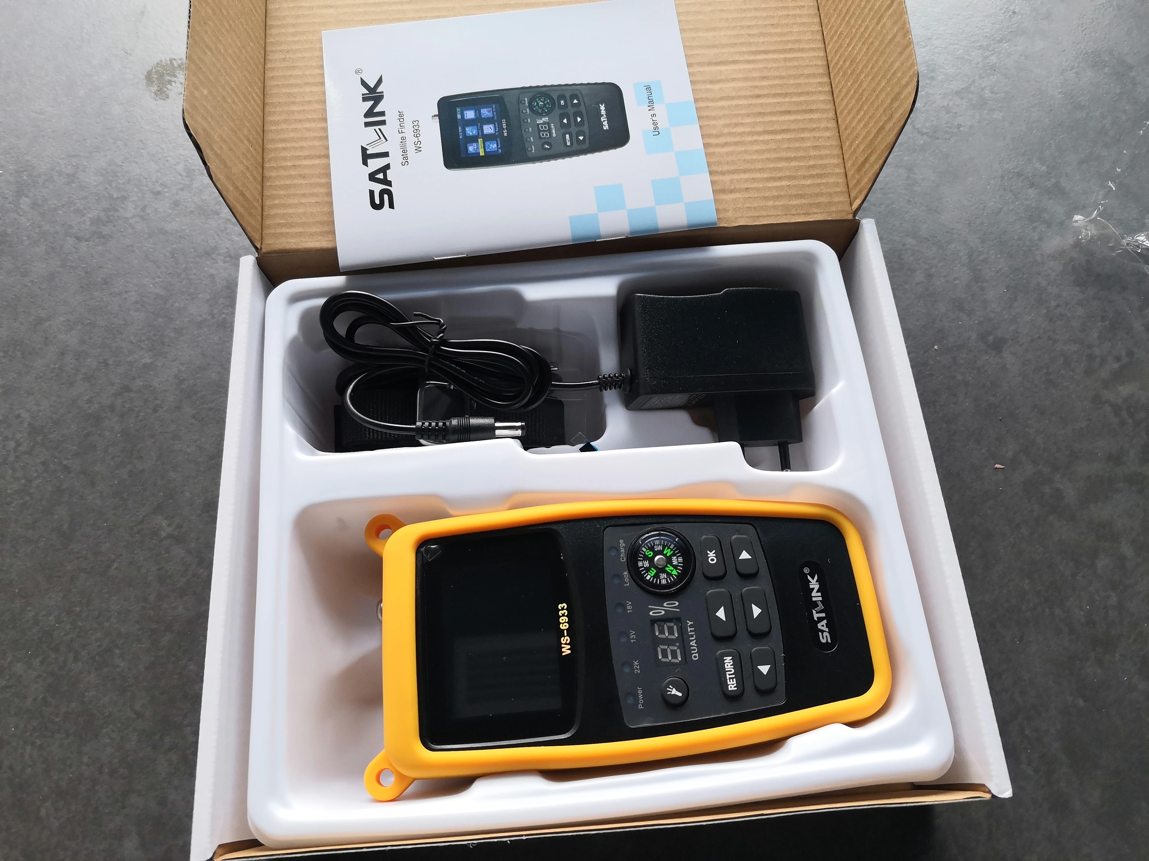Фото Измеритель уровня сигнала спутниковой связи Satlink WS-6933 DVB-S2 FTA C&KU Band, цифровой измеритель спутникового сигнала. №2