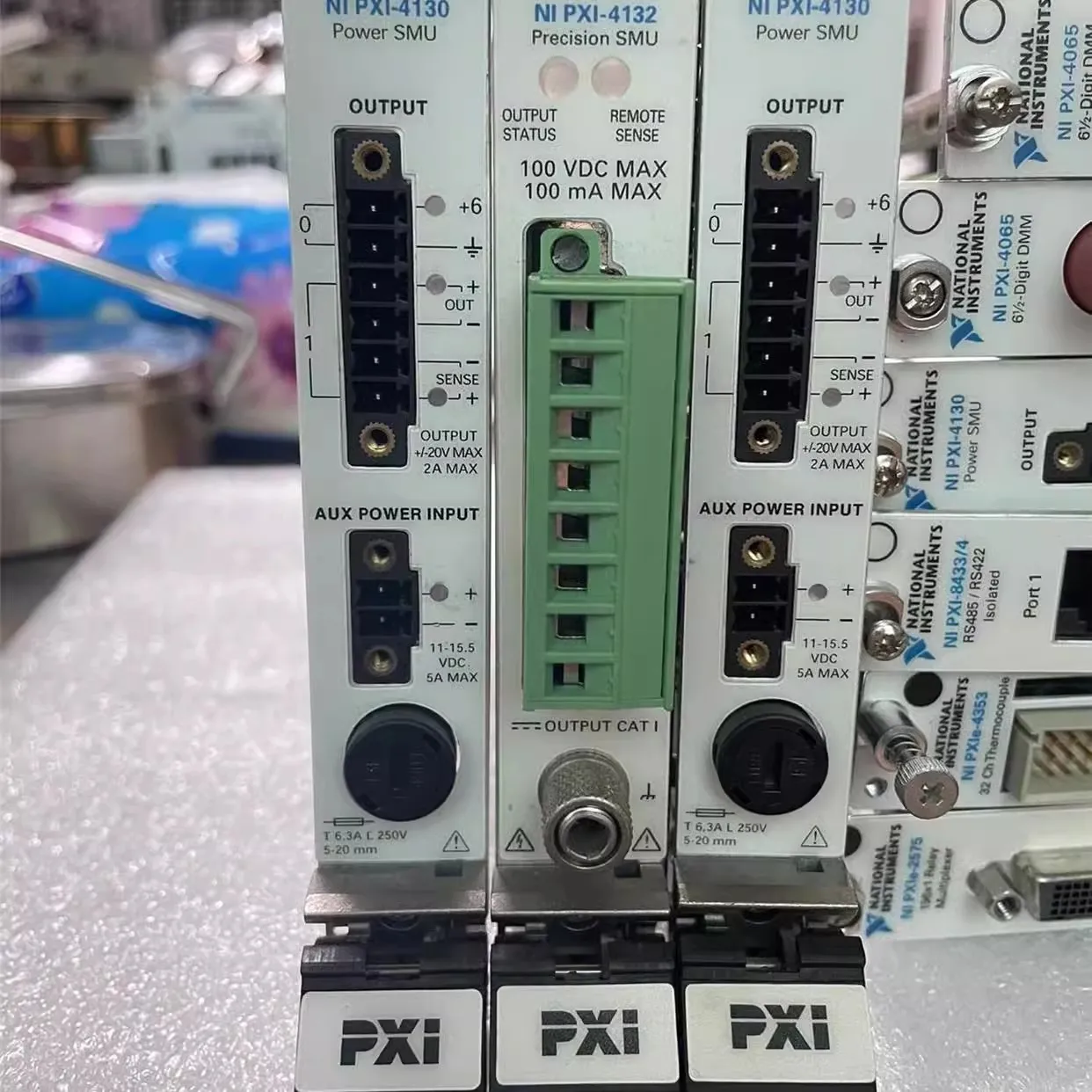 США NI PXI-4132 780558 -01 Точный тест на мощность SMU Spot