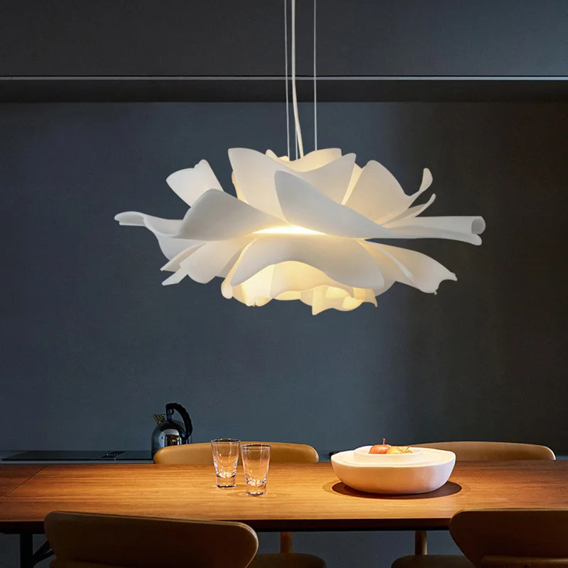 Nordic White Petal Pendant Lights Modern Lustres Acrylic Lampshade Hanging Lamp Restaurant Kitchen Bedroom Lighting Home Decor