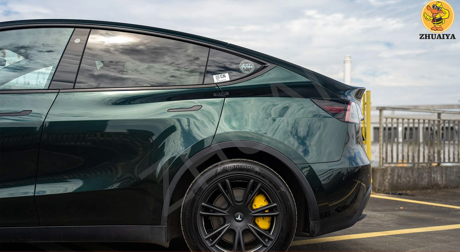 Рисунок 5 - Высококачественные автомобильные наклейки из ТПУ