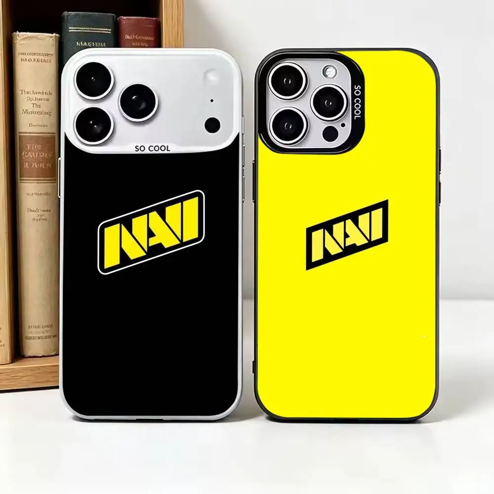 Фото Чехол для телефона Natus vincure Game CS2 для iPhone 17, 16, 15, 14, 13, 12, Plus, Pro Max, цветной серебристый чехол. №1