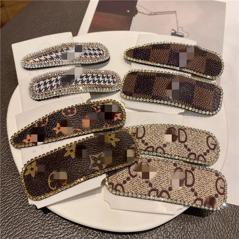 

2023 корейские Роскошные заколки для волос из мягкой искусственной кожи с бантом для женщин, модные заколки для волос в полоску для взрослых, заколки для волос для девочек