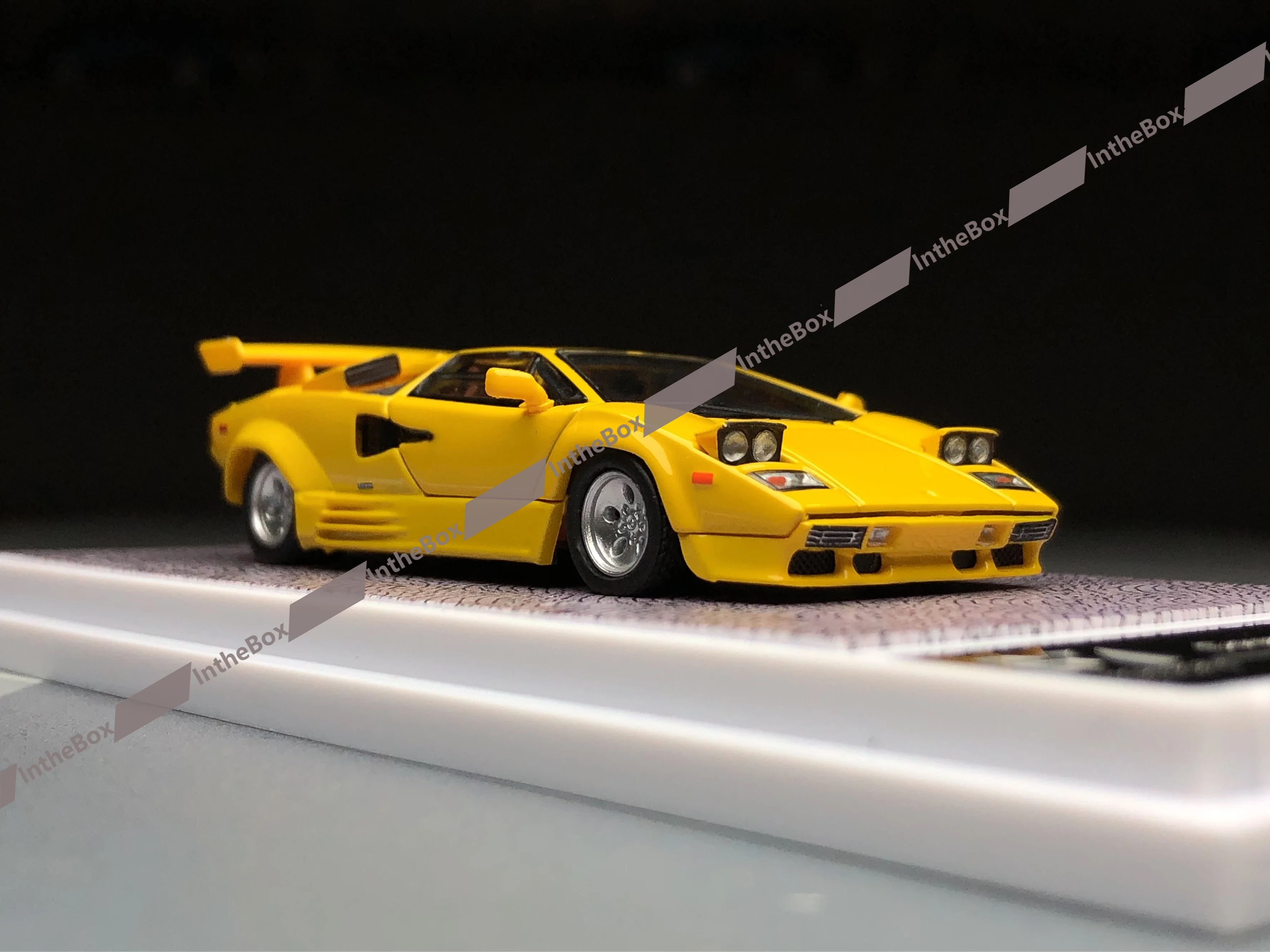 FindClassically FY Countach LP5000 QV желтая 1:64 литая под давлением модель автомобиля коллекция