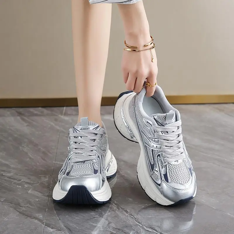 Женские кроссовки на платформе. Женская обувь. Летняя Теннис. обувь толстой