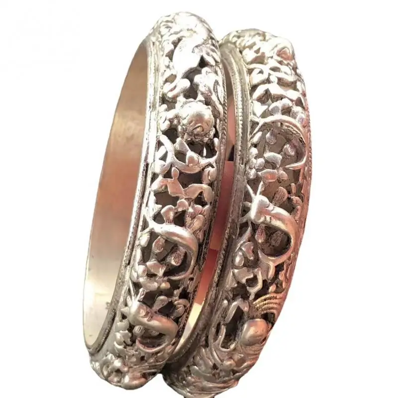 Изысканные старые фотообои ручной работы