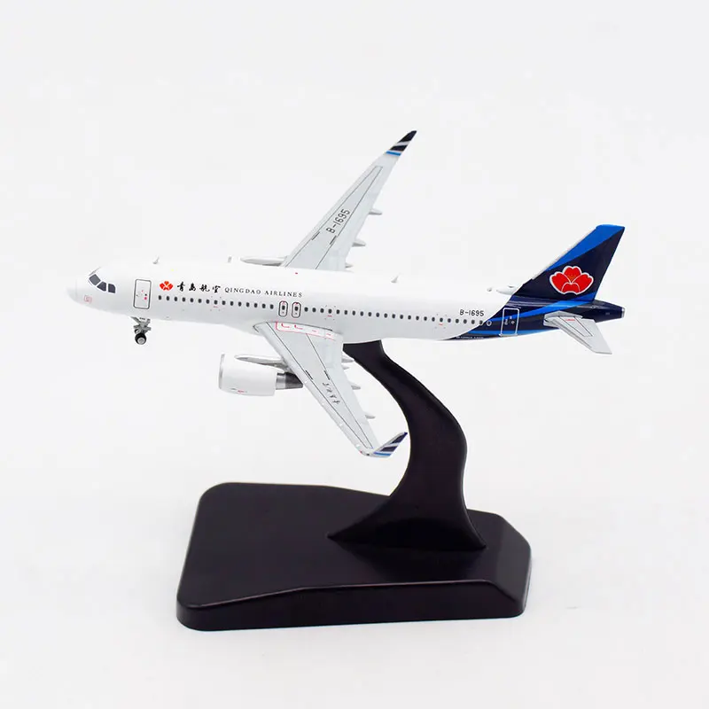 

Diecast 1:400 Scale Qingdao Airlines A320 B-1695 Alloy Plane Model Collection Souvenir Display Ornaments