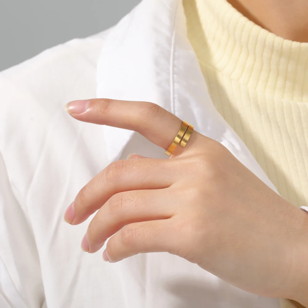 

Amaxer For Women Men Stainless Steel Gold and Silver Color Rings Minimalist Spiral Wedding Jewelry Friend Gift