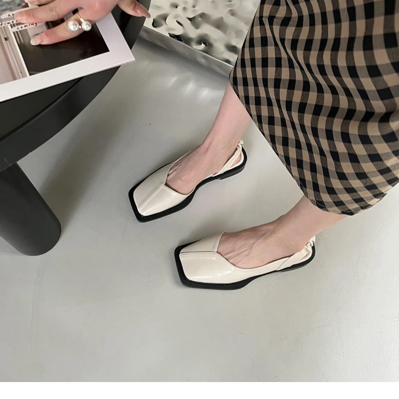 

2022 Summer New Women's Baotou Sandals Fashionable Temperament Square Head Low Heel Soft Bottom Back Strap Female Sandals Size40