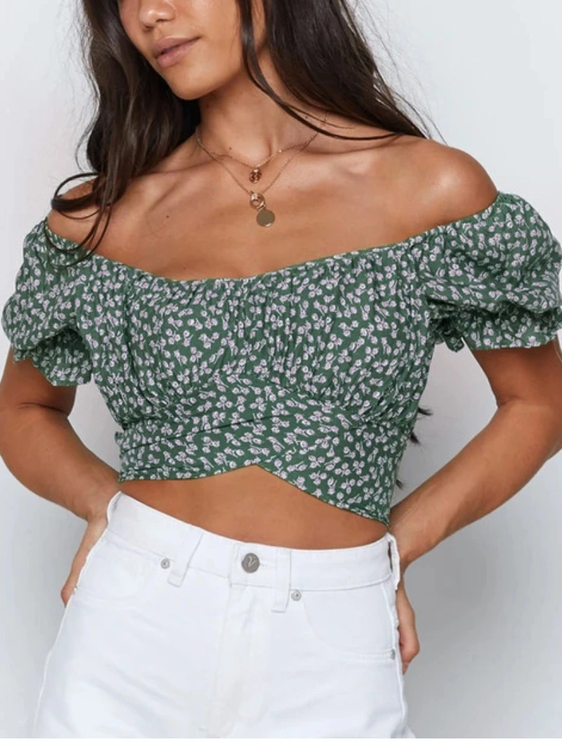 

Women's new short-sleeved top is fashionable, comfortable, versatile and casual