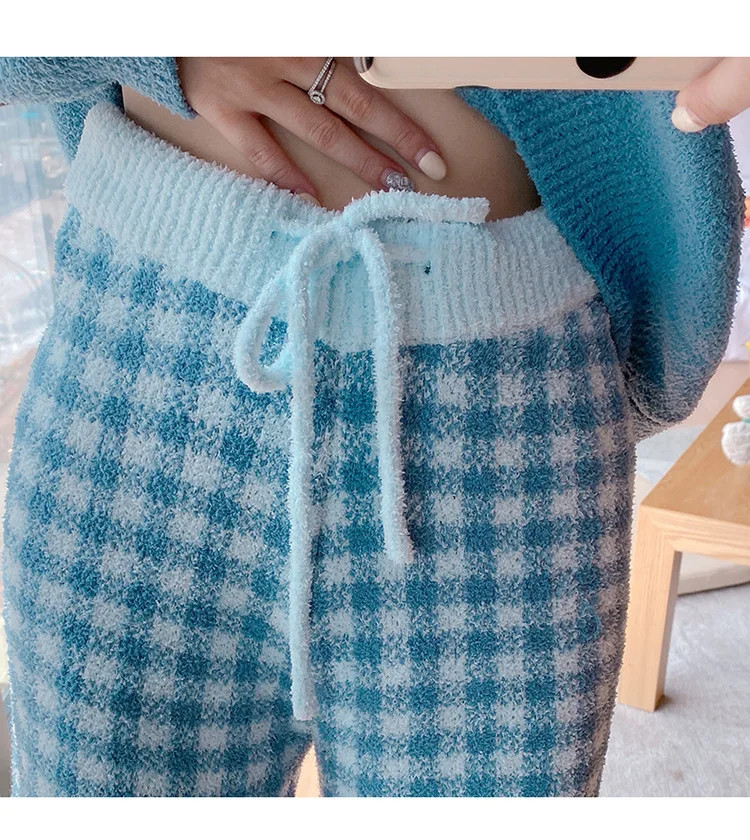 Pajamas Set Women Winter Thickening Warm Soft  Autumn long-sleeved Trousers Round Neck Plaid Solid Feather Yarn Suit Sleepwear