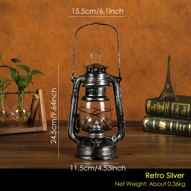 

Ретро железная керосиновая лампа