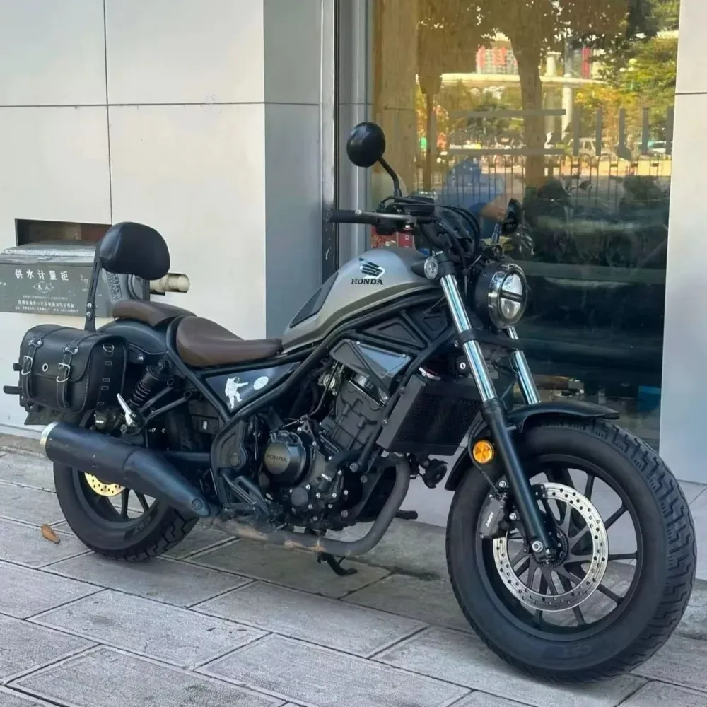 Фото Для мотоциклов Honda Rebel 300 500 CMX300 CMX500: Спинка-опора для пассажира (Sissy Bar) с задней ручкой-поручнем, аксессуары для мотоциклов №4