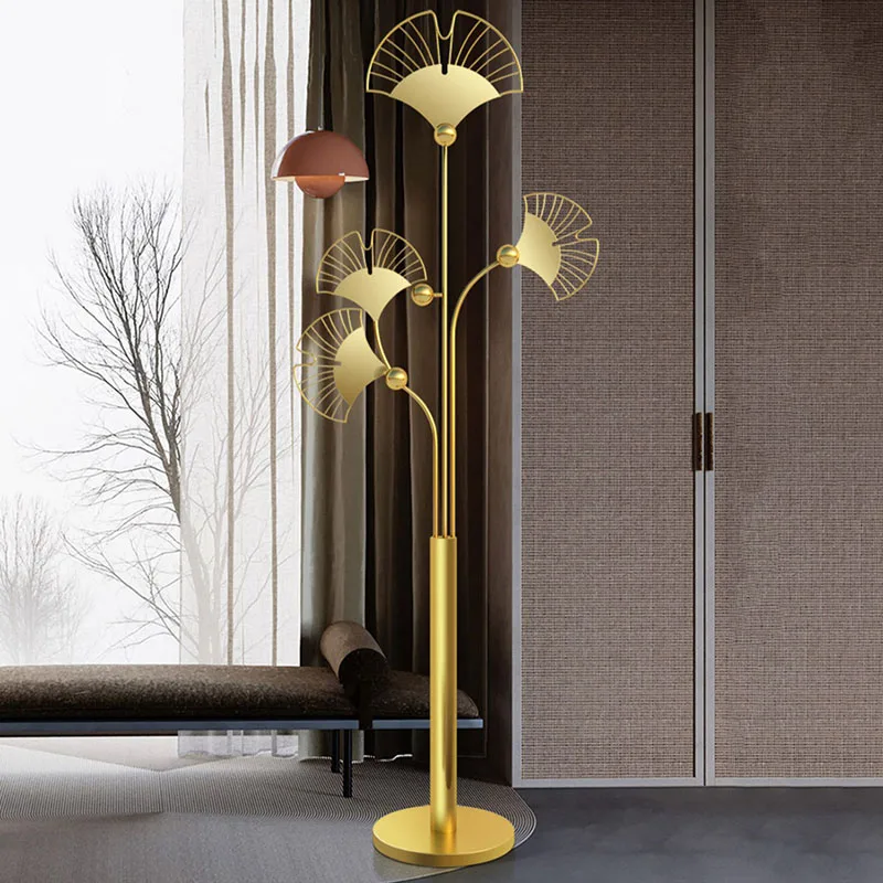 

Эстетическая Золотая вешалка для одежды, металлическая дизайнерская вешалка для одежды из бутика, свободно стоящая Скандинавская мебель для дома