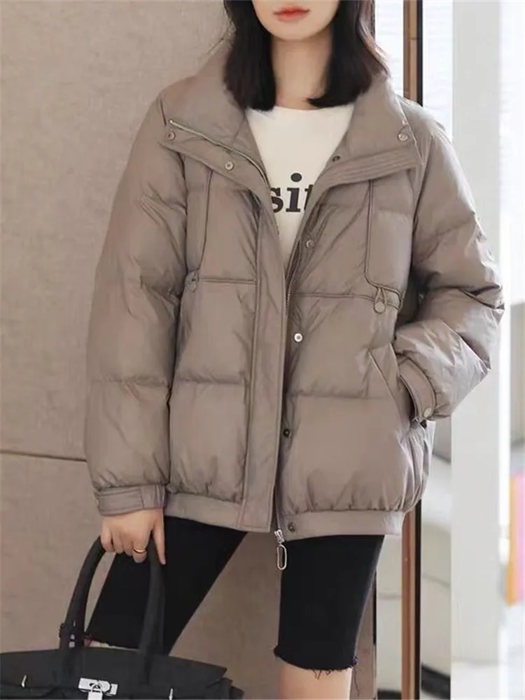 

Женский легкий пуховик, новая модель 2023 года, зимняя короткая свободная облегающая стеганая куртка в Корейском стиле, теплая одежда с защитой от холода