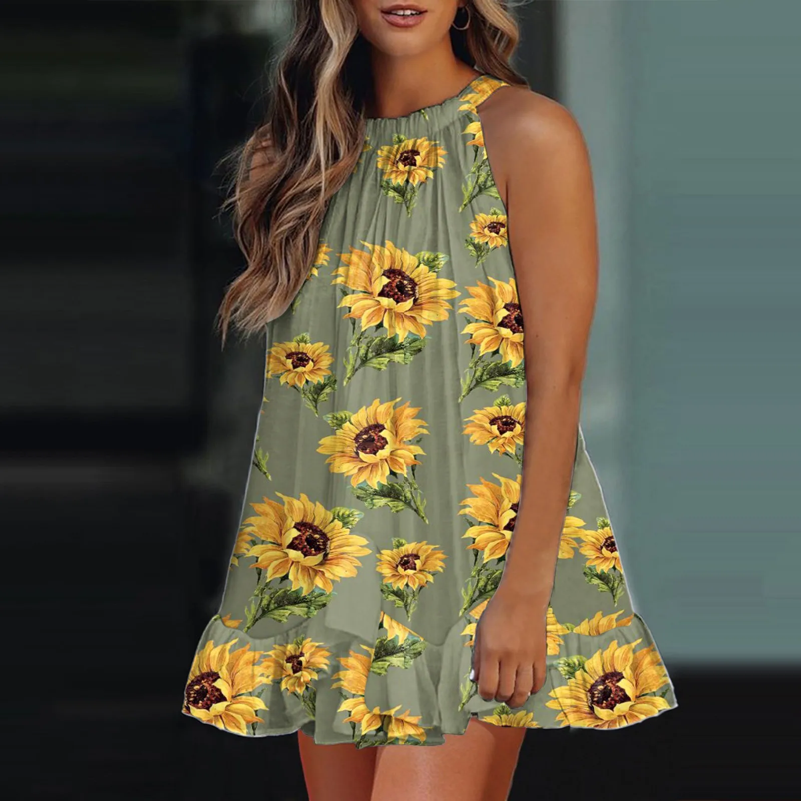 

Женское повседневное мини-платье с цветочным принтом, летнее свободное пляжное платье на бретелях без рукавов с подсолнухами и оборками, ле...