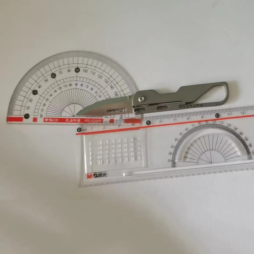 Мини-складной нож из титанового сплава