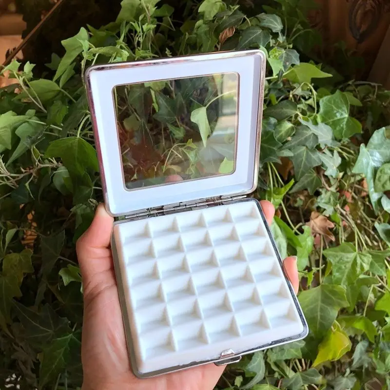 30 grids Silicone Diamond Display Box portable Treasure Organizer Tray with Lid Square Gem Stone Beads Gemstone Storage Case