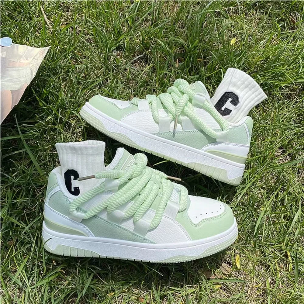 Luxury Sneakers Heart Fashion Women Casuals Basketball Style Sneakers 2022 New Couple Trend Lace-up White Blue Shoes Sport