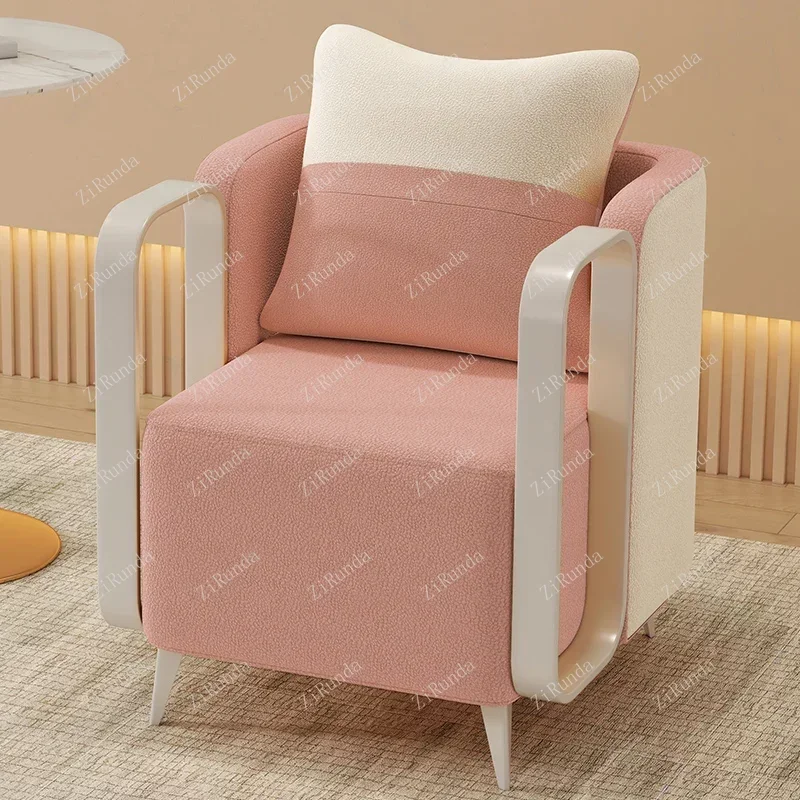 * Стул с подлокотником и поддержкой локтя свадебный ресторан чтение