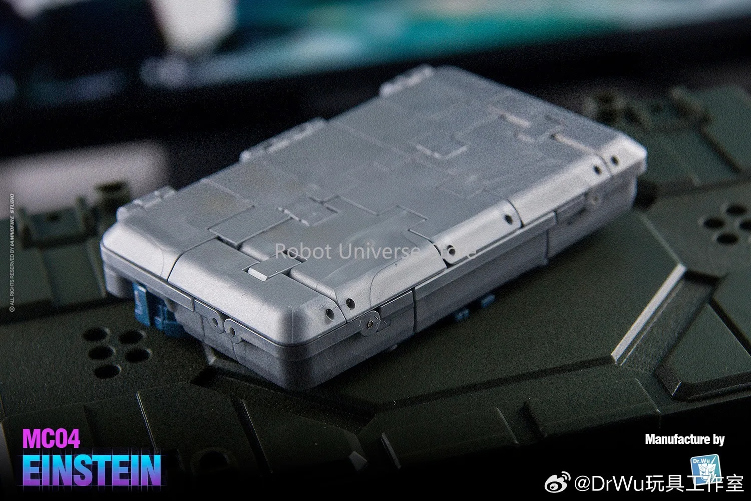 В наличии трансформер модель Dr.Wu MC04 цвет черный/розовый экшн-фигурка Эйнштейна