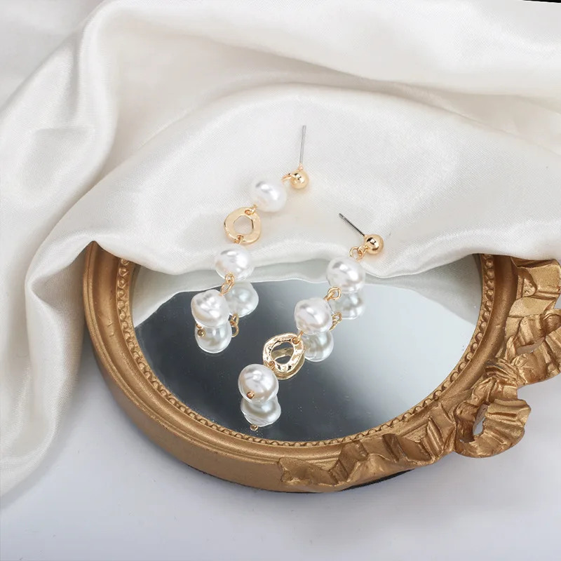 

2022 New Irregular Geometric Tassel Pearl Earrings for Women Personalized Ins Design Temperament Fashion Jewelry Party Gifts