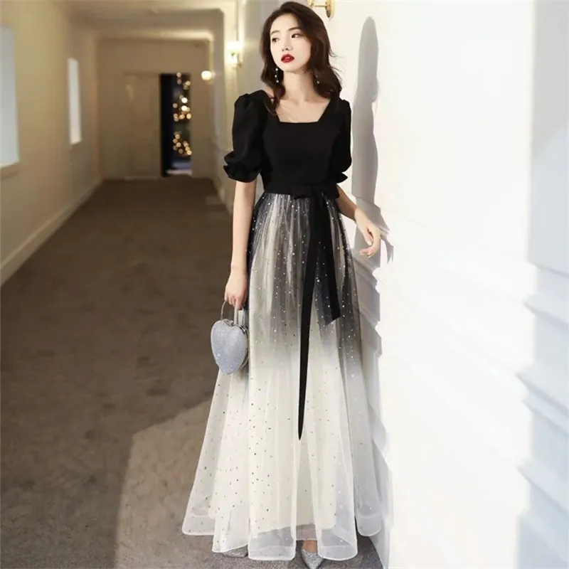 

Платье с квадратным вырезом, коротким рукавом и шнуровкой, на весну/лето