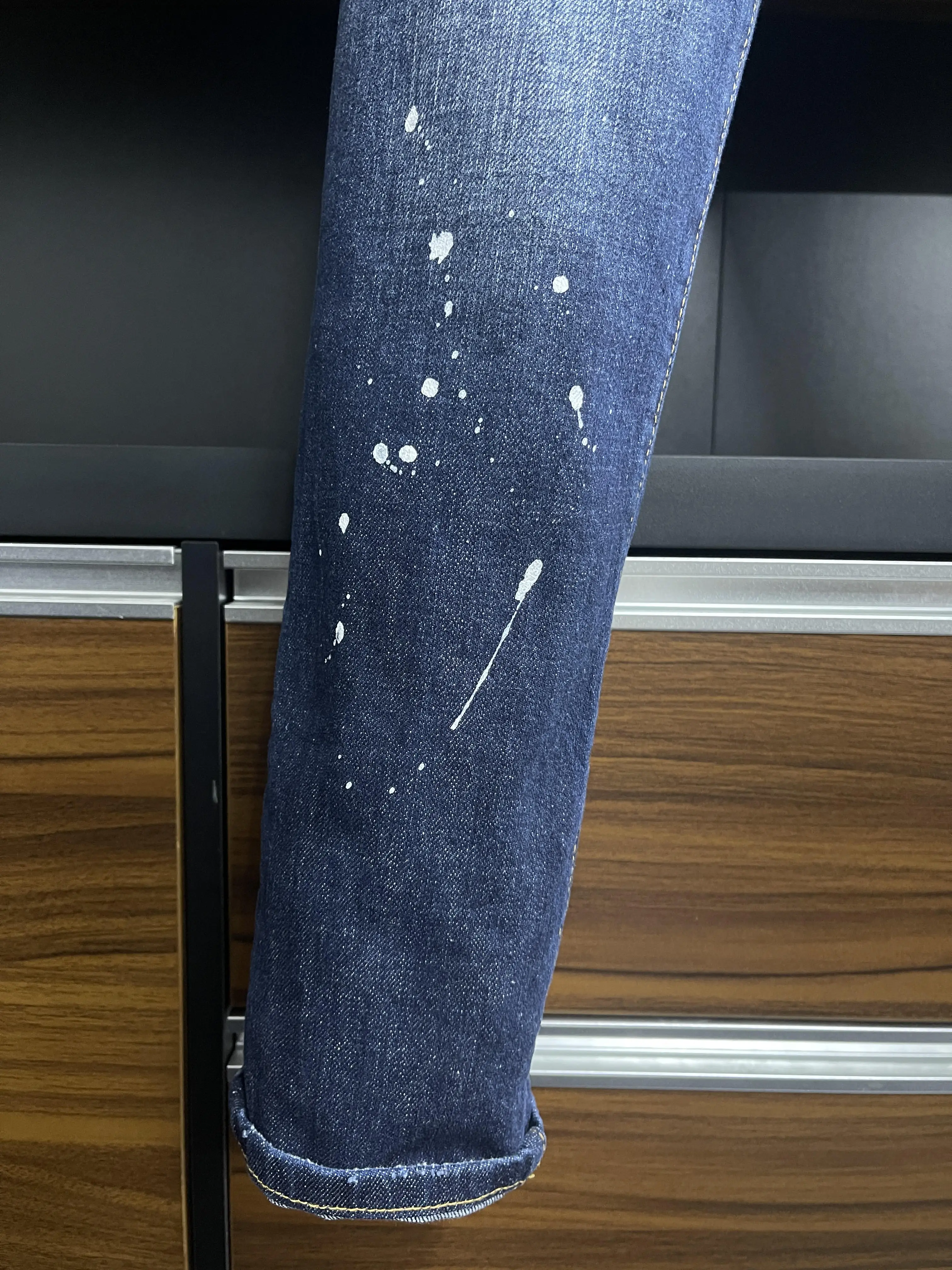 2023 New D2 Jeans Trendy Men's Blue Perforated Fashion Patch Ink Breaking Paint Elastic Slim Fit Leggings