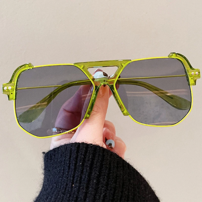 

New Fashion Brand One Piece Oval Sunglasses For Women Vintage Green Gradient Oversized Flat Sun Glasses Men Pilot Eyewear Uv400