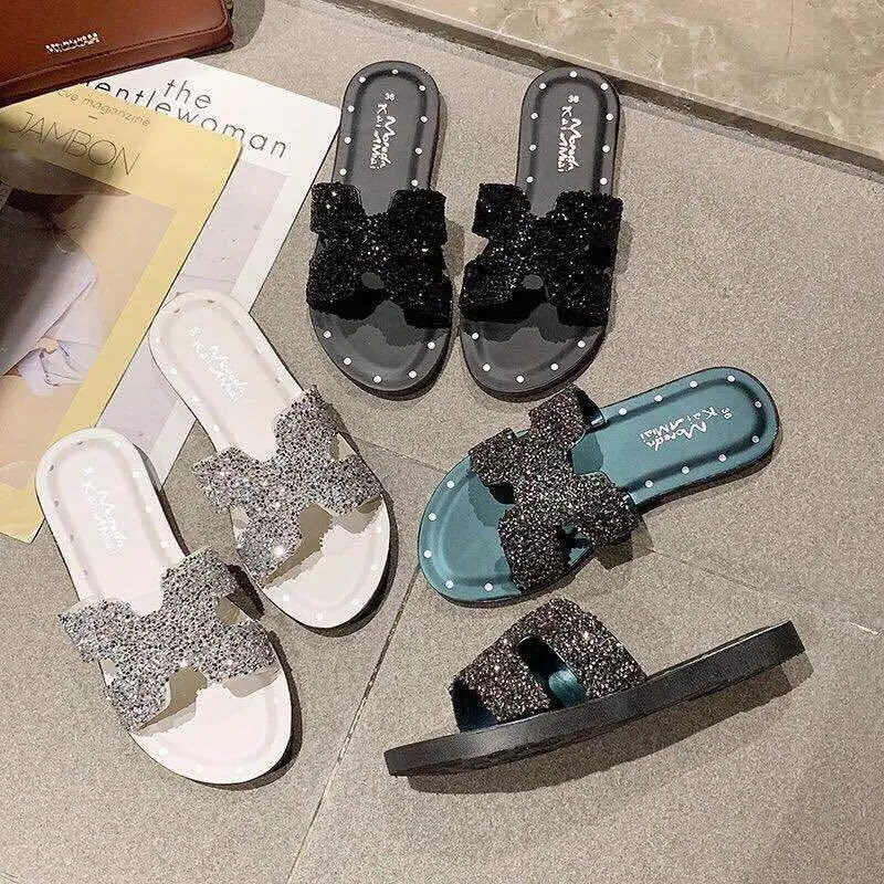 Summer outside wearing net red new rhinestone shoes female student Korean version of the sandals flat holiday flip flops