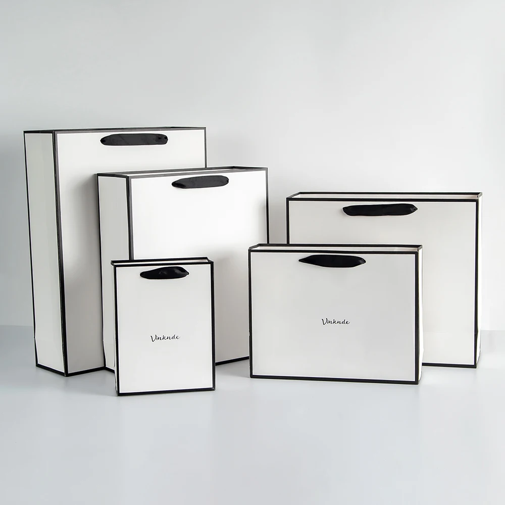 Custom Luxury White Black Clothes Store Retail Packaging Gift Carry Bags Boutique Shopping Paper Tote Bags With Your Own Logo