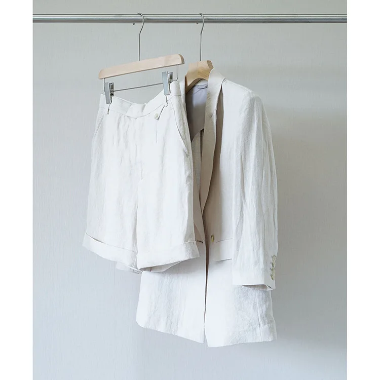 Женский офисный костюм элегантный блейзер с лацканами и шорты на молнии куртка