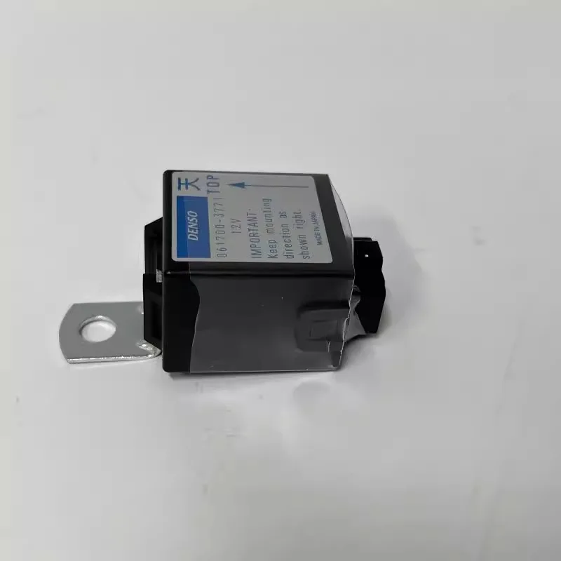 Экскаватор 061700-3770 061700-3771 061700-3760 Kubota релейный стоп электромагнитное реле