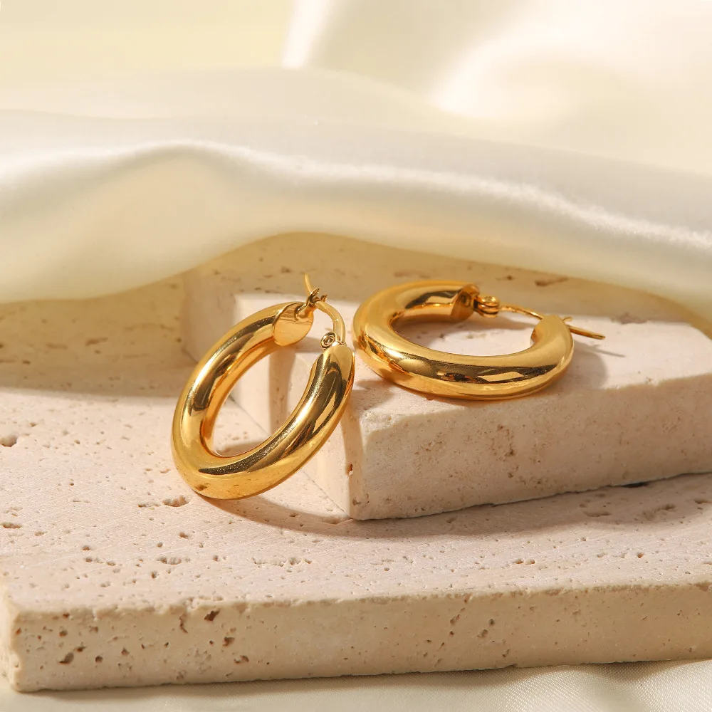 Stainless Steel PVD 18K Gold Plated Tarnish Simply Shiny  Hoop Earrings For Woman Jewelry Wholesale 2023 Trendy