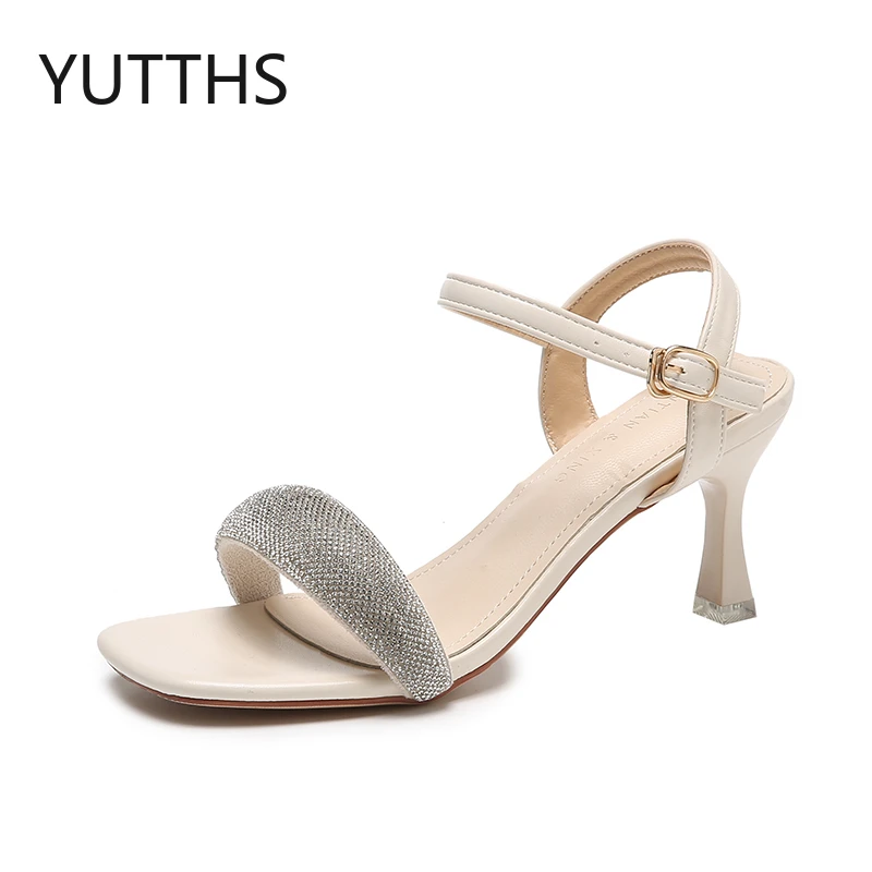 

Босоножки женские летние на тонком каблуке, с ремешком и пряжкой