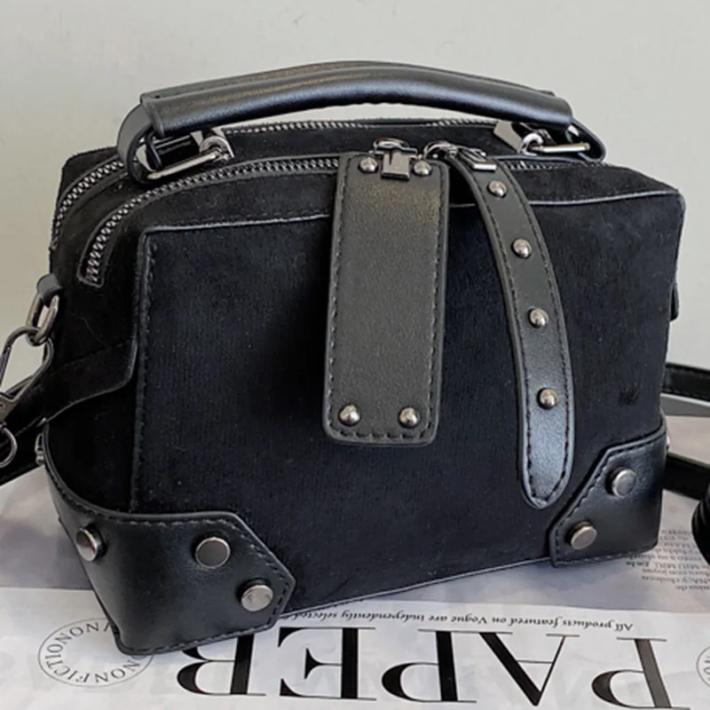 

2022 New Vintage Rivets Flock Doctor Handbag Suede Shoulder Bags Women Luxury Design Crossbody Bag Brand Designer Box Bag Purse