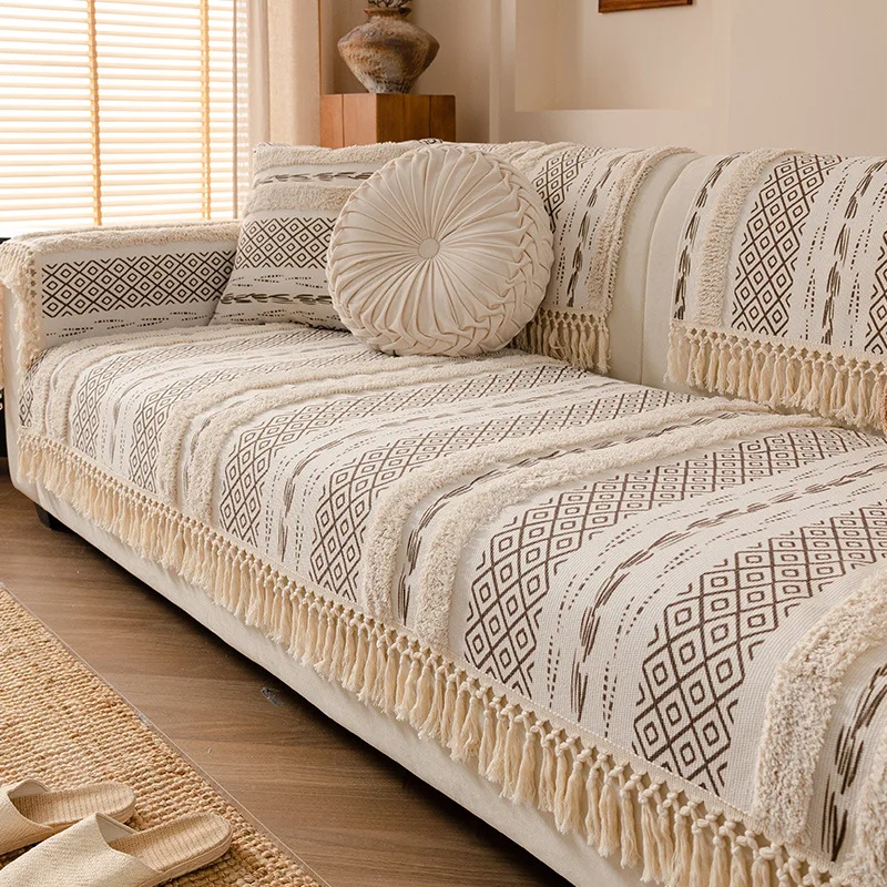 

Хлопковая и льняная подушка для дивана Four Seasons