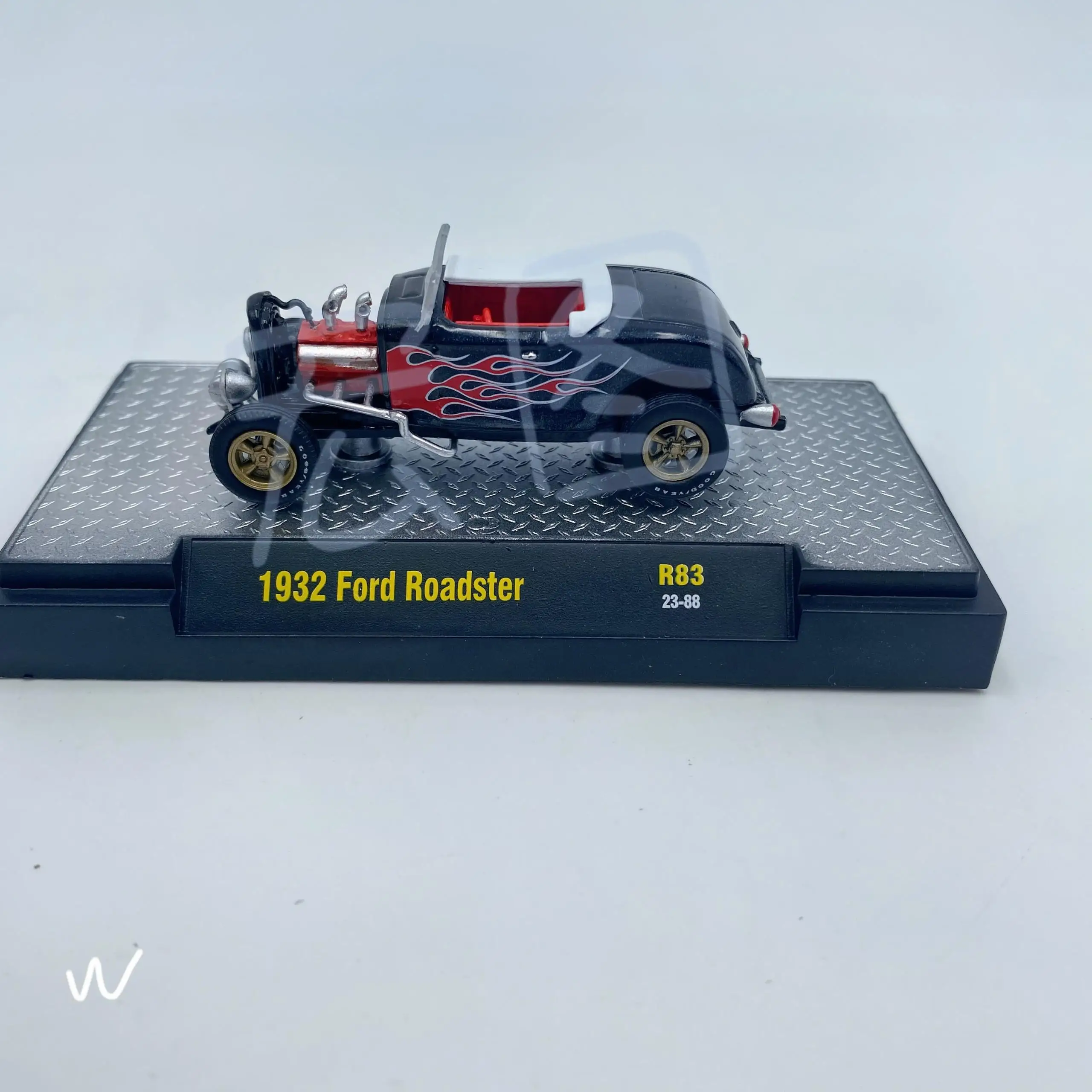 M2 Machines 1/64 1932 Ford Roadster из сплава модель автомобиля редкая коллекция игрушек