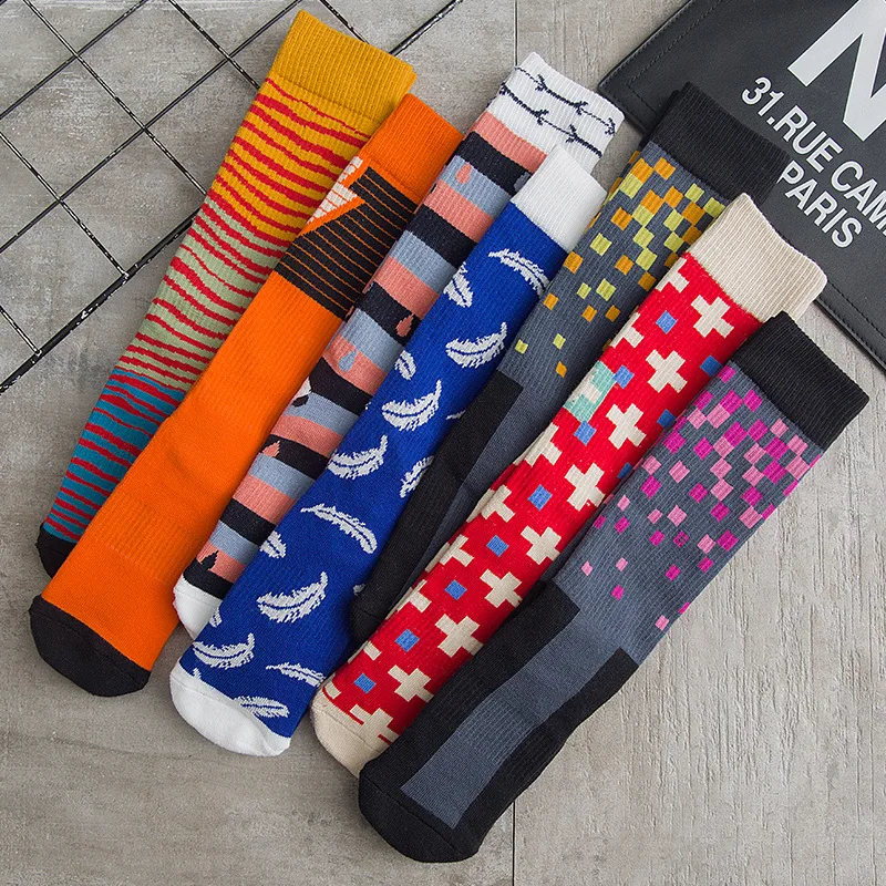 

New Cotton Straight Fashion Casual Tall Terry Socks Men's Sports Socks
