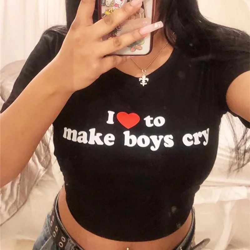 

Женский укороченный топ с надписью «I Love To Boys»