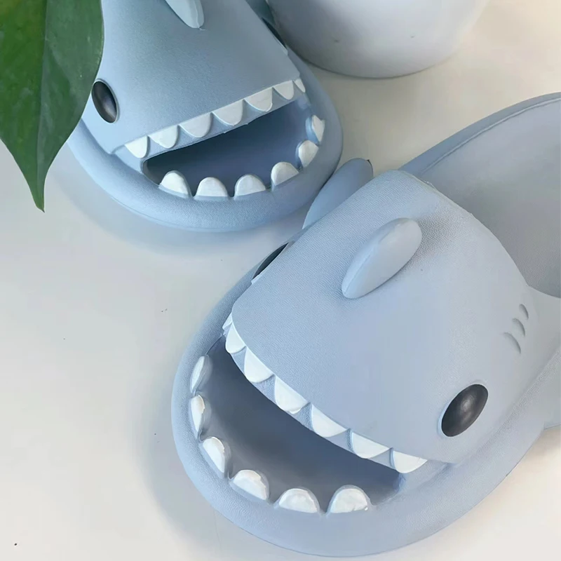 Летние женские тапочки с изображением акулы мужские однотонные шлепанцы из ЭВА