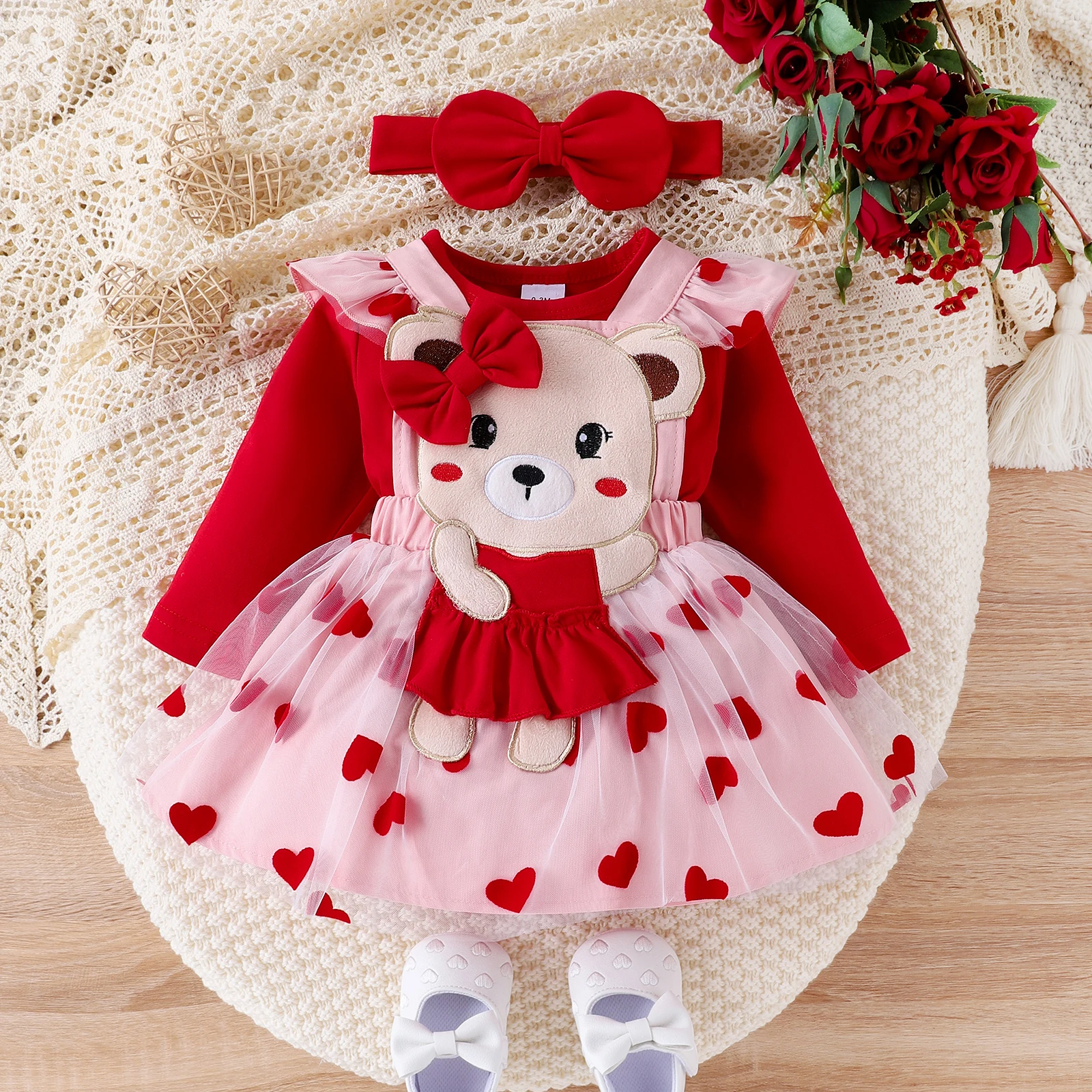 

BeQeuewll Baby Girls Spring Outfits Long Sleeve Romper And Heart Suspender Skirt And Headband Set Newborn Clothes