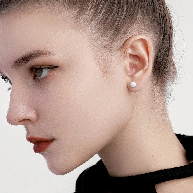 Женские высококачественные серьги-гвоздики с керамическим шариком Vigg холодные