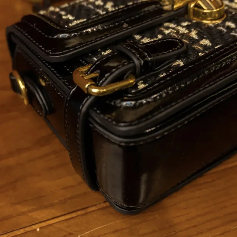 Woolen Plaid Lock Button Small Square Handbag  Women's Bag 2023 New  High Sense Versatile Fashion One Shoulder Satchels