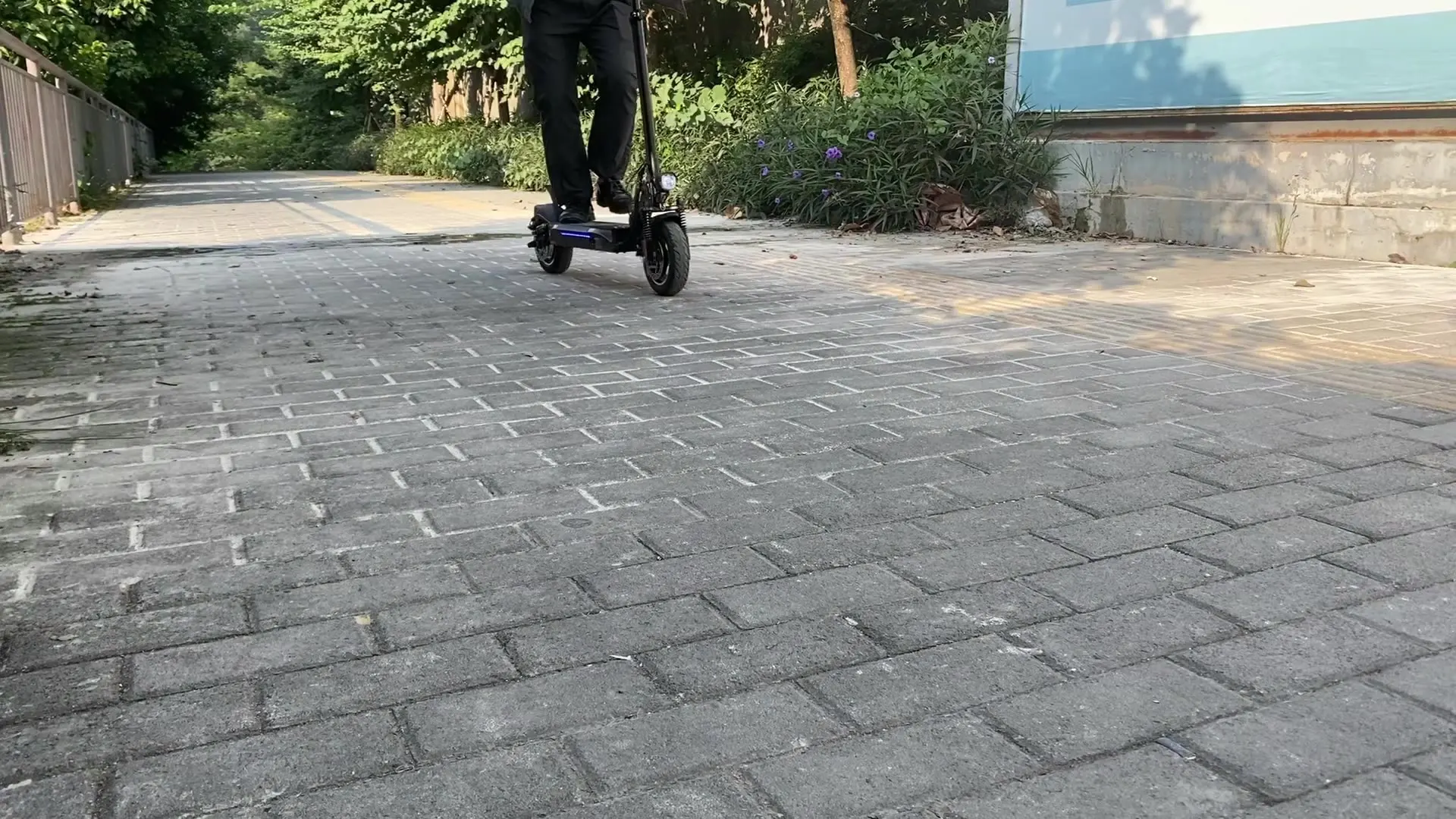 

Электрический скутер iScooter Europe DDP IX4 /T4, 500 Вт, 13 Ач, 45 км